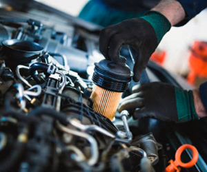 Car mechanics in Montecatini Terme